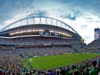 FB体育网页版-米切尔彻底打爆防线，掘金终结活塞，一场攻防失衡的战术解析