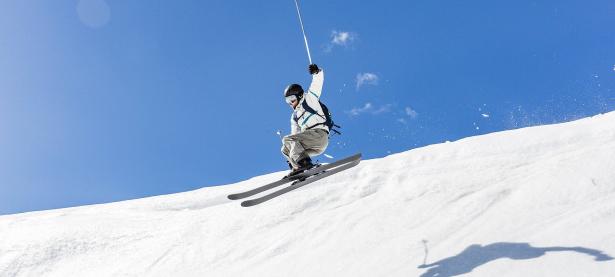 FB体育网页版-坎特刷新纪录之夜，拜仁力克挪威展现欧洲足球新格局