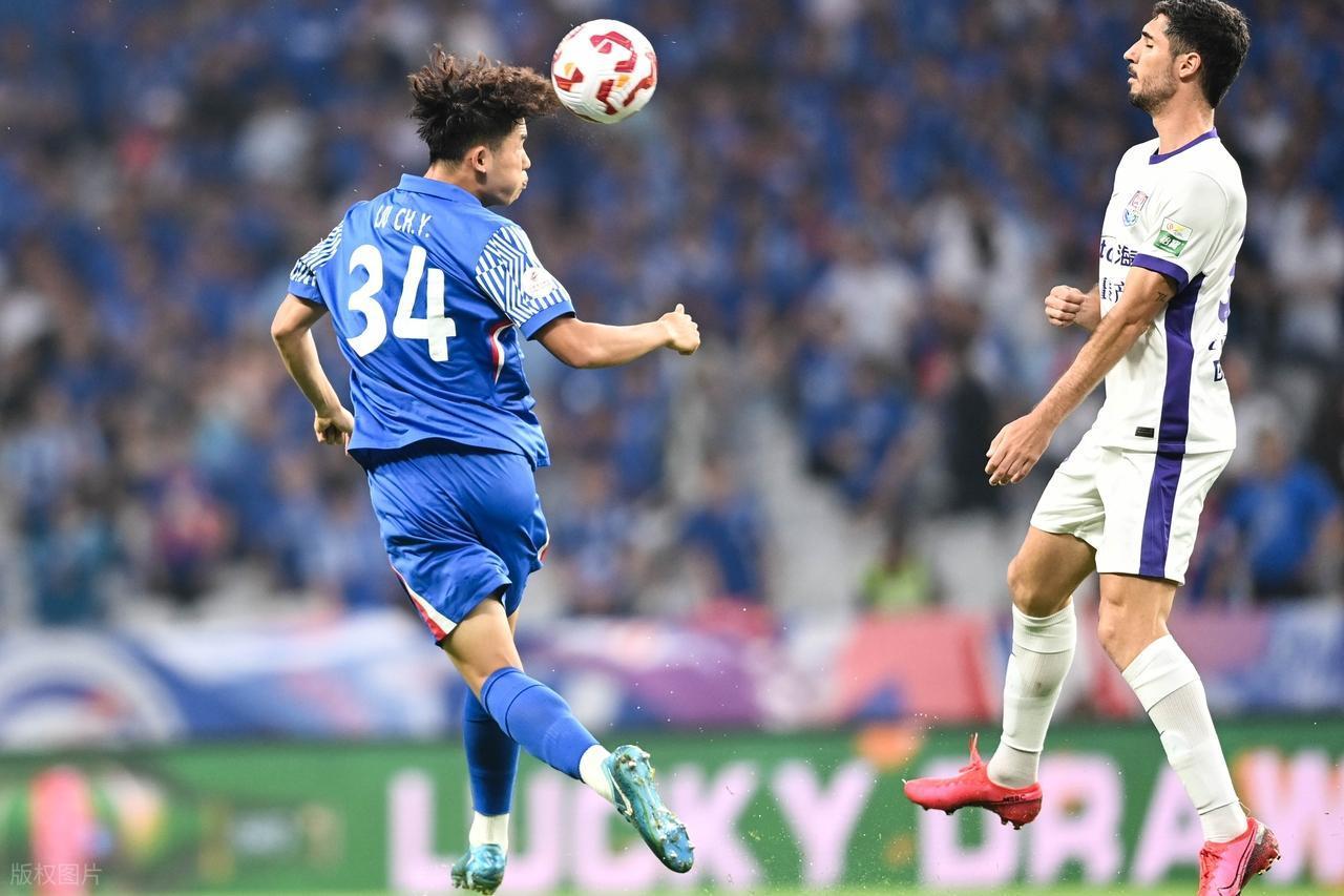 关于东方球队战胜西方对手，展现实力的信息