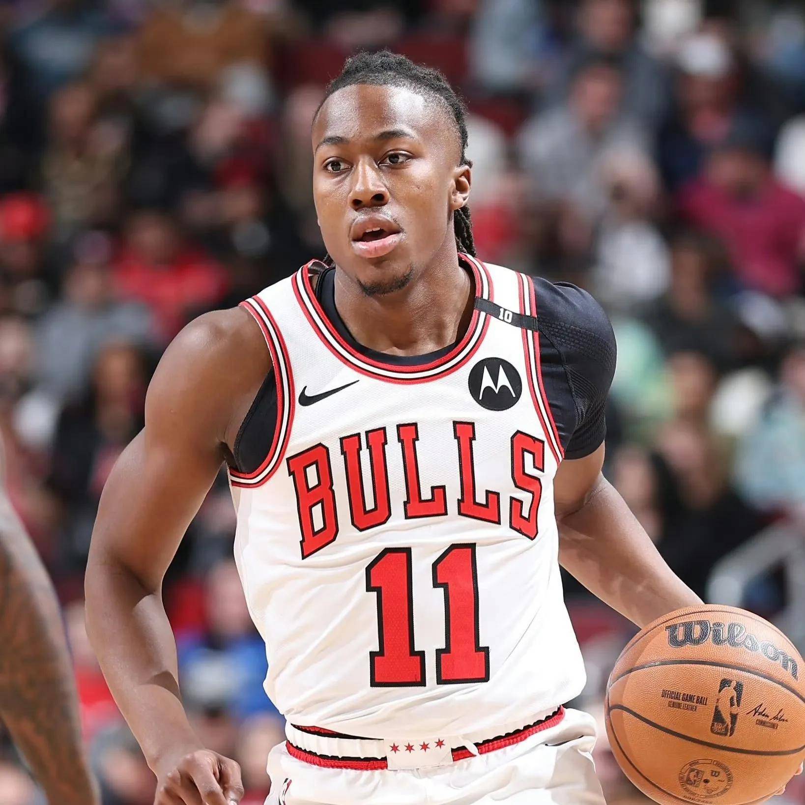 湖人后卫提出训练要求，全队上山进行负重训练！的简单介绍